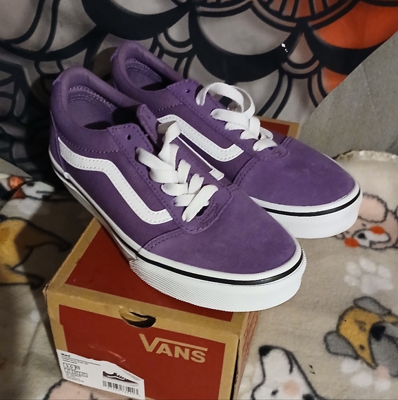 Girls size 3 plum purple vans - Picture 1 of 3